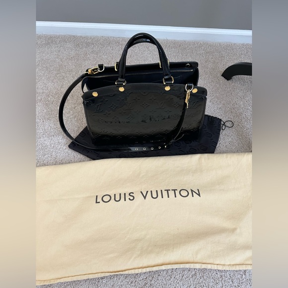 BREA MM Louis Vuitton Bag🖤 - Picture 6 of 16